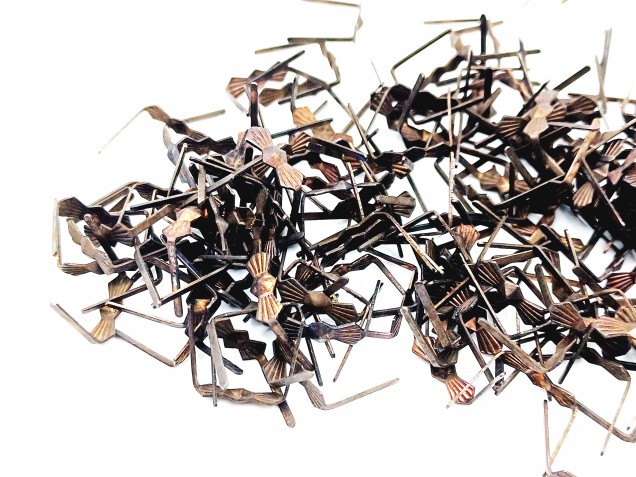 Antique Brass Bow Clips 11mm Closed 34mm Open