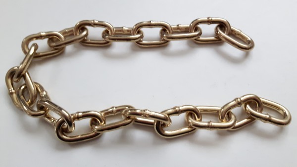 Various lengths off cuts of brass plated chandelier chain 120 kgs max load