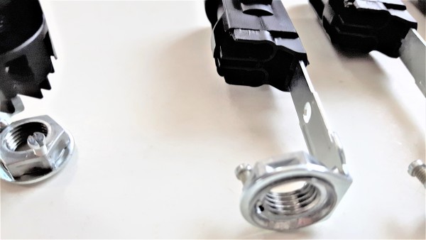 3 X E14 LAMP HOLDERS WITH METAL STEM LEG IN 65mm 85mm OR 100mm HEIGHT