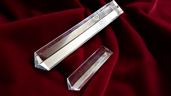 Antique crystal finger drop