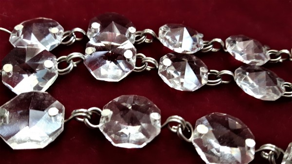 12 inch strand of crystal octagons ready pinned 