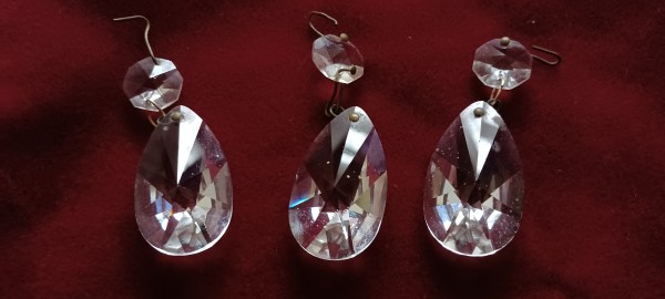 Chandelier Crystal Pear Drop With Button