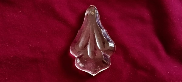 Thick chandelier drop