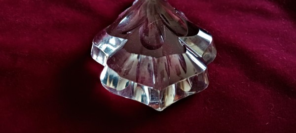 Thick chandelier drop