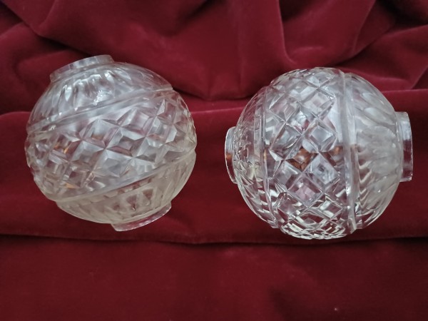 vintage chandelier Centre Column Ball