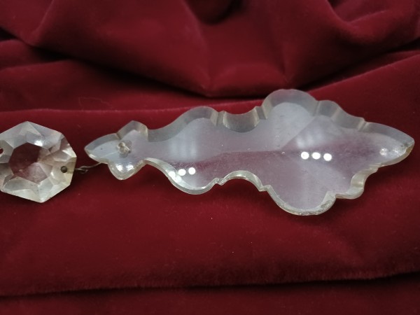 crystal slab drop hanger