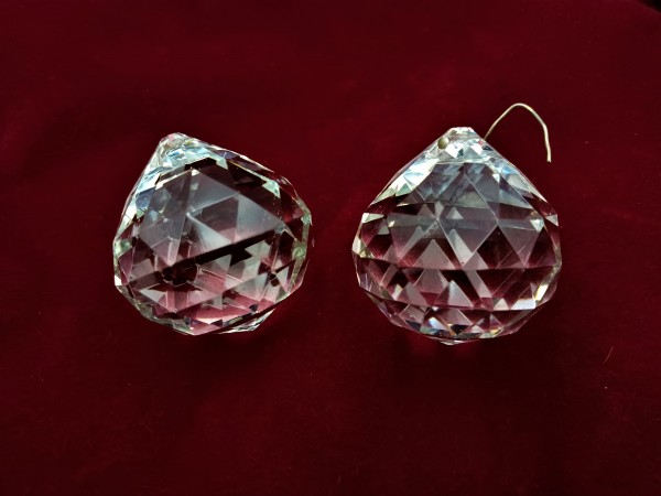 Vintage Chandelier ball 