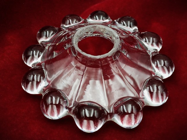 Bobeche - bobble rimmed