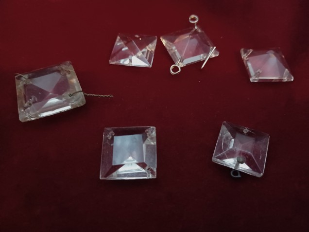 Square Divider 3 or 4 Pin Hole