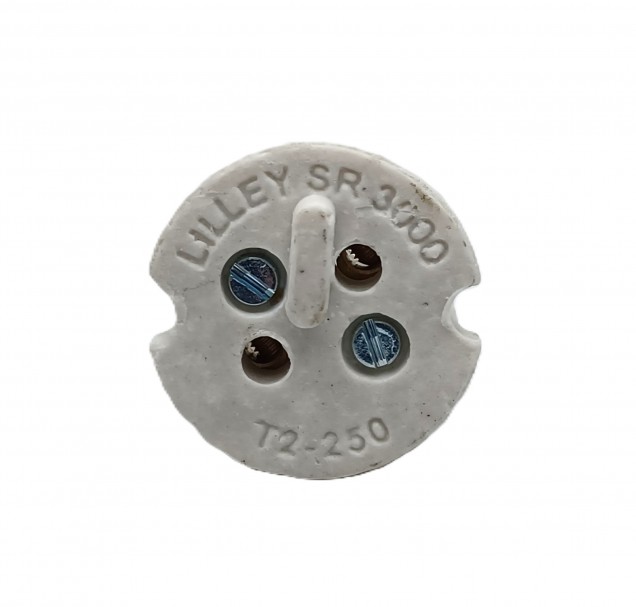 Angle batten lamp holder BC B22 3 part earthed 4 finishes