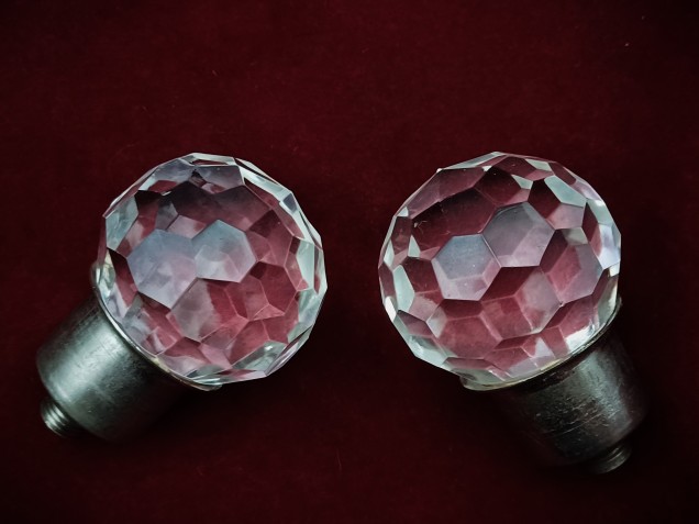 Chandelier ball finial with 10mm male thread