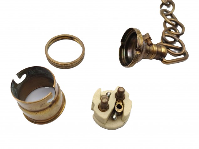 Vintage Chandelier Hoop and chain with B22 lamp holder