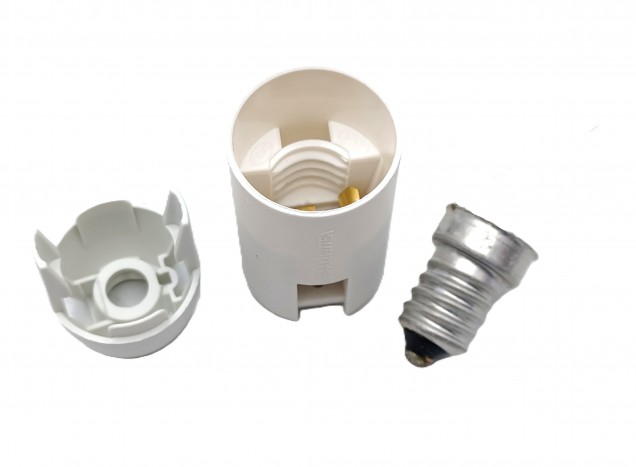 White 2 Part E14 Thermoplastic Bulb-lamp Holder Plain Skirt 10mm Thread