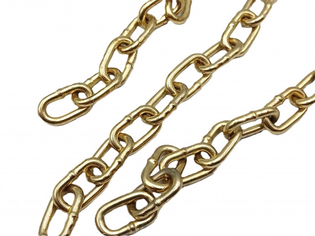 Various lengths off cuts of brass plated chandelier chain 120 kgs max load