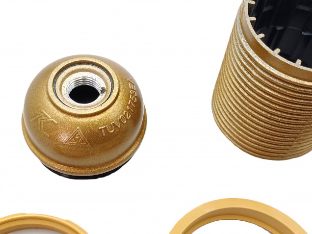 B22 Bakelite Lampholder Threaded Skirt and 2 Shade Rings gold