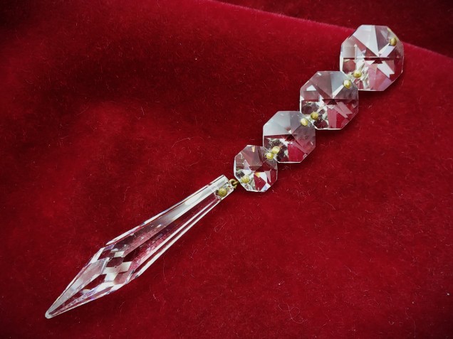 Crystal icicle drop with buttons high lead content crystal drop 