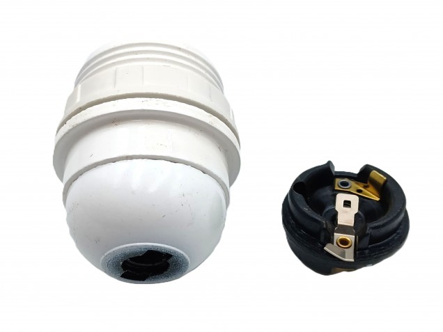 3 PART E27 - ES LAMP HOLDER IN WHITE HALF THREADED SKIRT