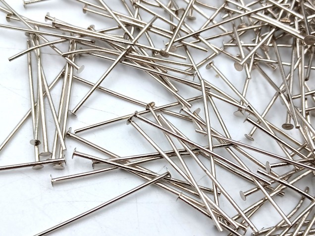 100 grams of Nickel pins 30mm x 0.9mm (approx 720 pins)
