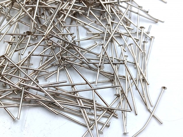 100 grams of Nickel pins 30mm x 0.9mm (approx 720 pins)