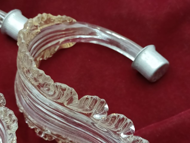 2 X Venetian chandelier gold and Clear glass Leaves