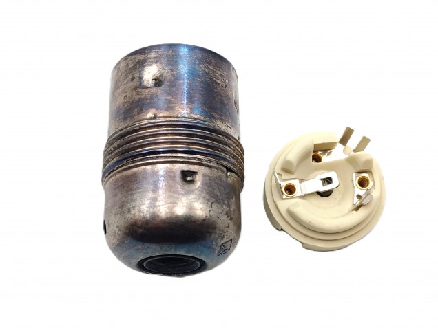 ES E27 lamp holder 3 part plain skirt in antique silver plated