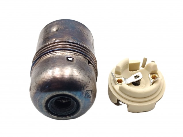 ES E27 lamp holder 3 part plain skirt in antique silver plated