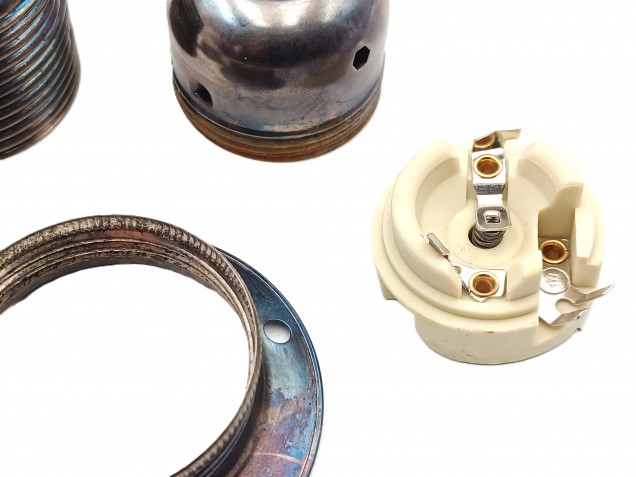 ES E27 Bulb lamp Holder 3 Part Plus Shade Rings In Antique silver Plated 