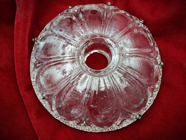 Bobeche with 10 pin holes