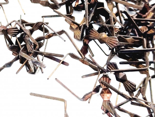 Antique Brass Bow Clips 11mm Closed 34mm Open