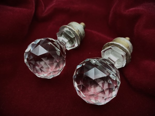 Chandelier ball finial with 10mm thread