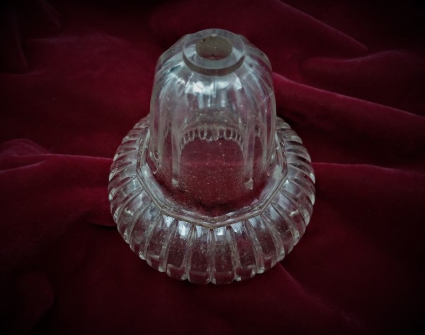 Chandelier pressed glass bottom bowl