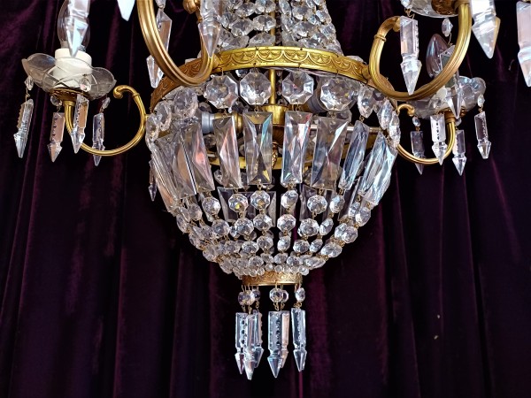 Crystal And Glass Chandelier 6 Arms 9 Lights Tent And Bag Style