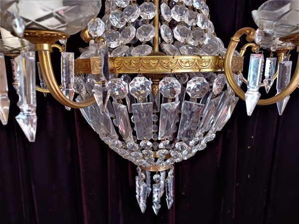 Crystal And Glass Chandelier 6 Arms 9 Lights Tent And Bag Style