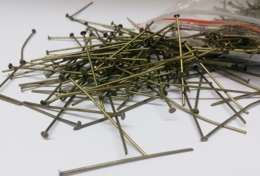 35mm CHANDELIER PINS IN OLD ANTIQUE BRASS. pack of 150