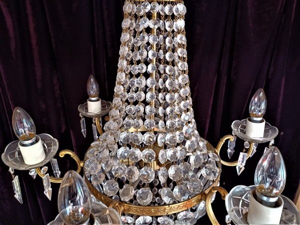 Crystal And Glass Chandelier 6 Arms 9 Lights Tent And Bag Style