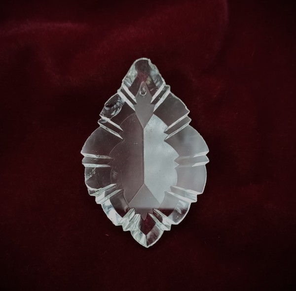 FRENCH CRYSTAL SLAB DROP