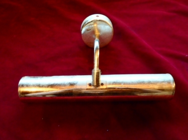 Picture Light for Restoration