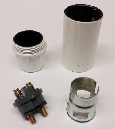 B15 SMALL BAYONET LAMPHOLDER PLAIN SKIRT WHITE 64MM HIGH 28MM WIDE 10MM THREAD