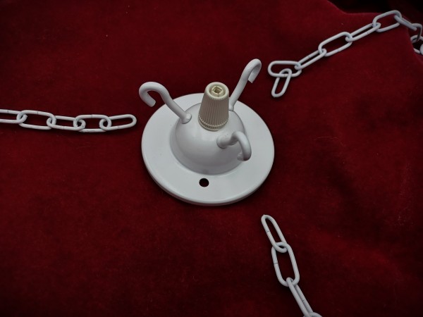 White triple ceiling hook plate with 3 chains and cord grip
